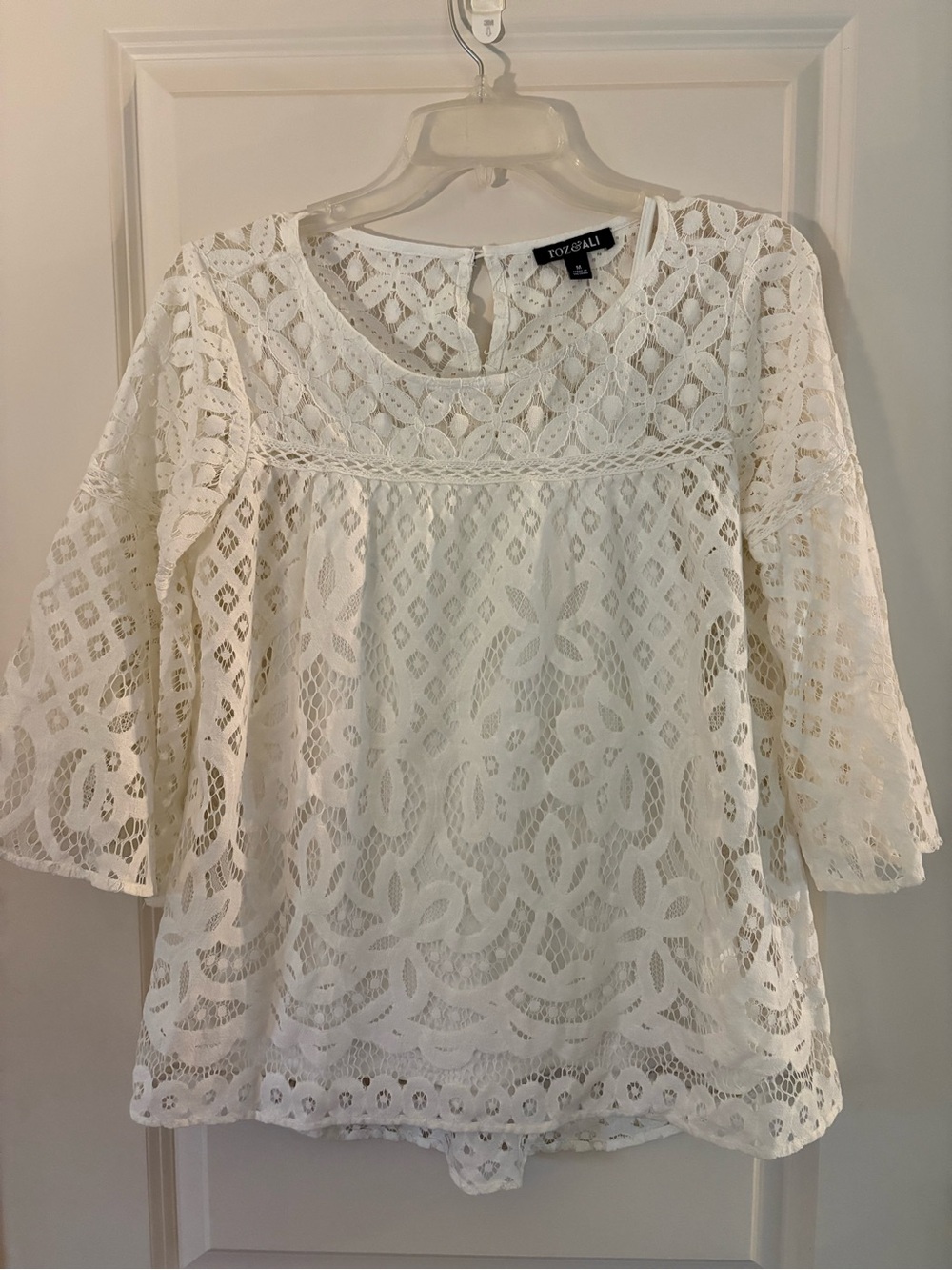 Roz & Ali White Crochet Lace Tunic Top